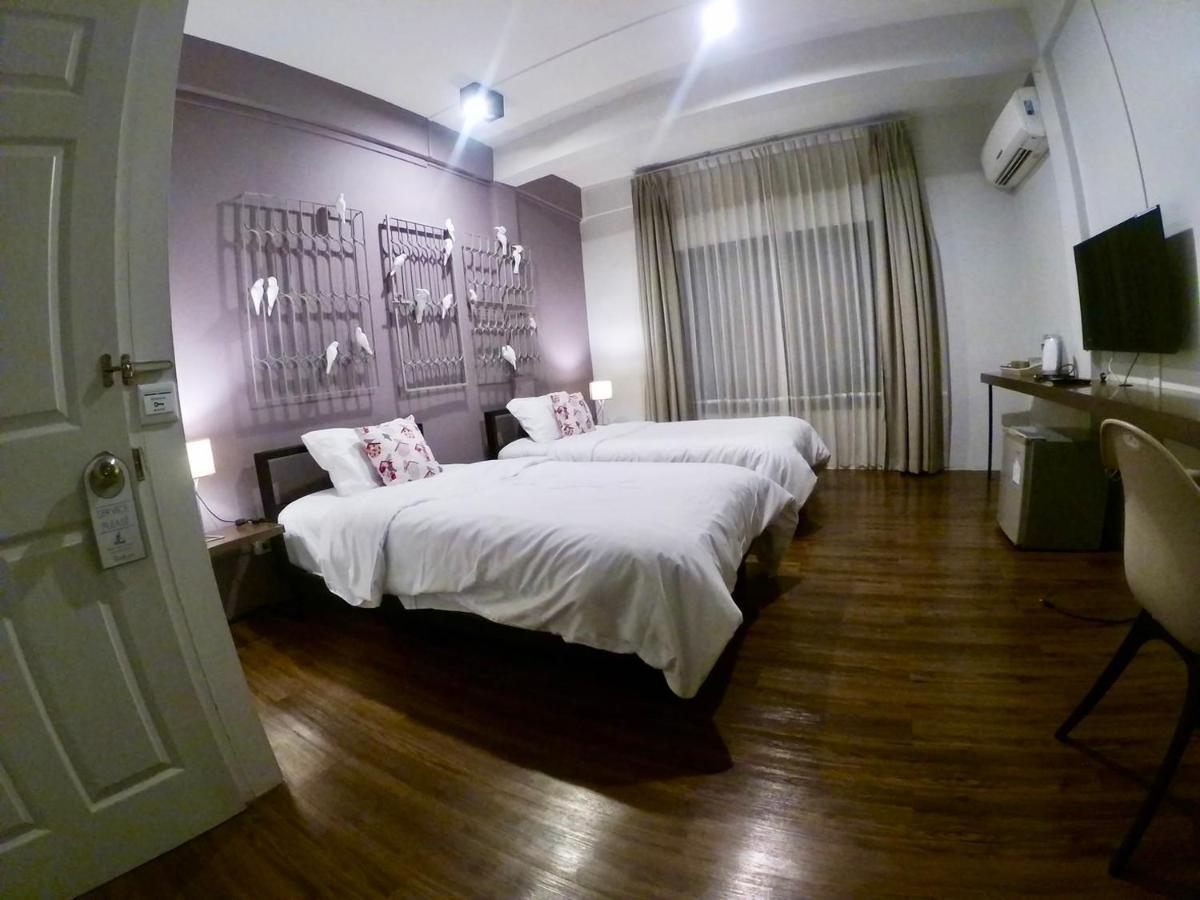 Baannaisoihome Chiang Mai Exterior photo